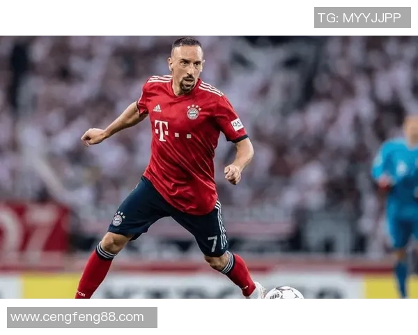 2025年全球50大足球球星榜单排名揭晓实力与未来并驾齐驱